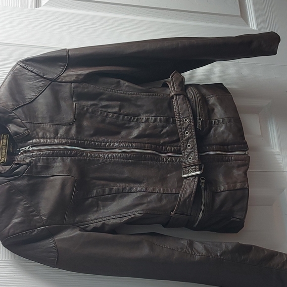 Leather jacket - Picture 3 of 4